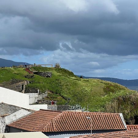 Casa A 2 Minutos A Pe De Piscina Natural Ponta Delgada Exterior foto